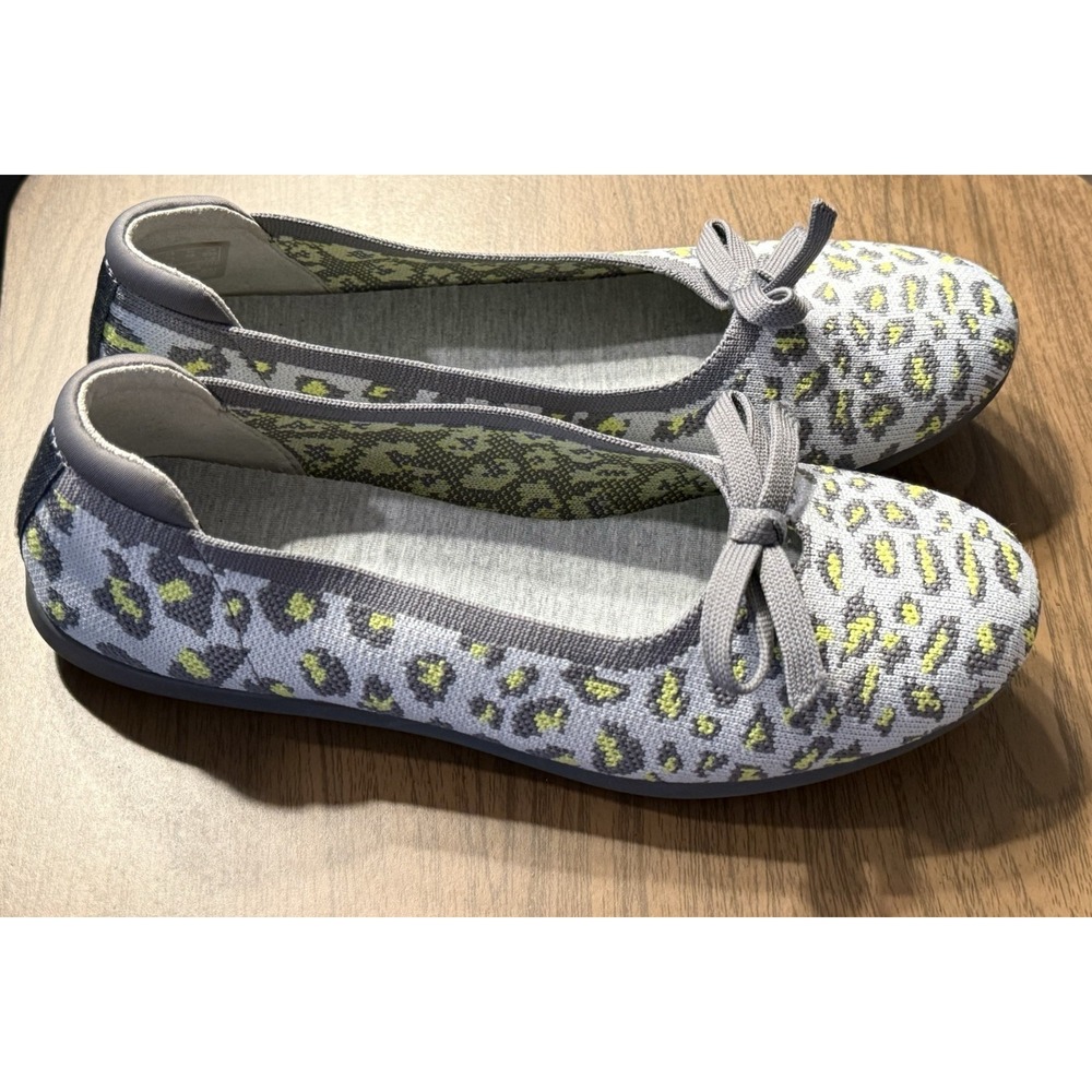 Clark's Cloudsteppers Slip-on Womens 7.5 M Ballet Flats Cheetah Carly Hope NEW